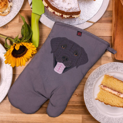 Black labrador oven gloves gift for sale UK